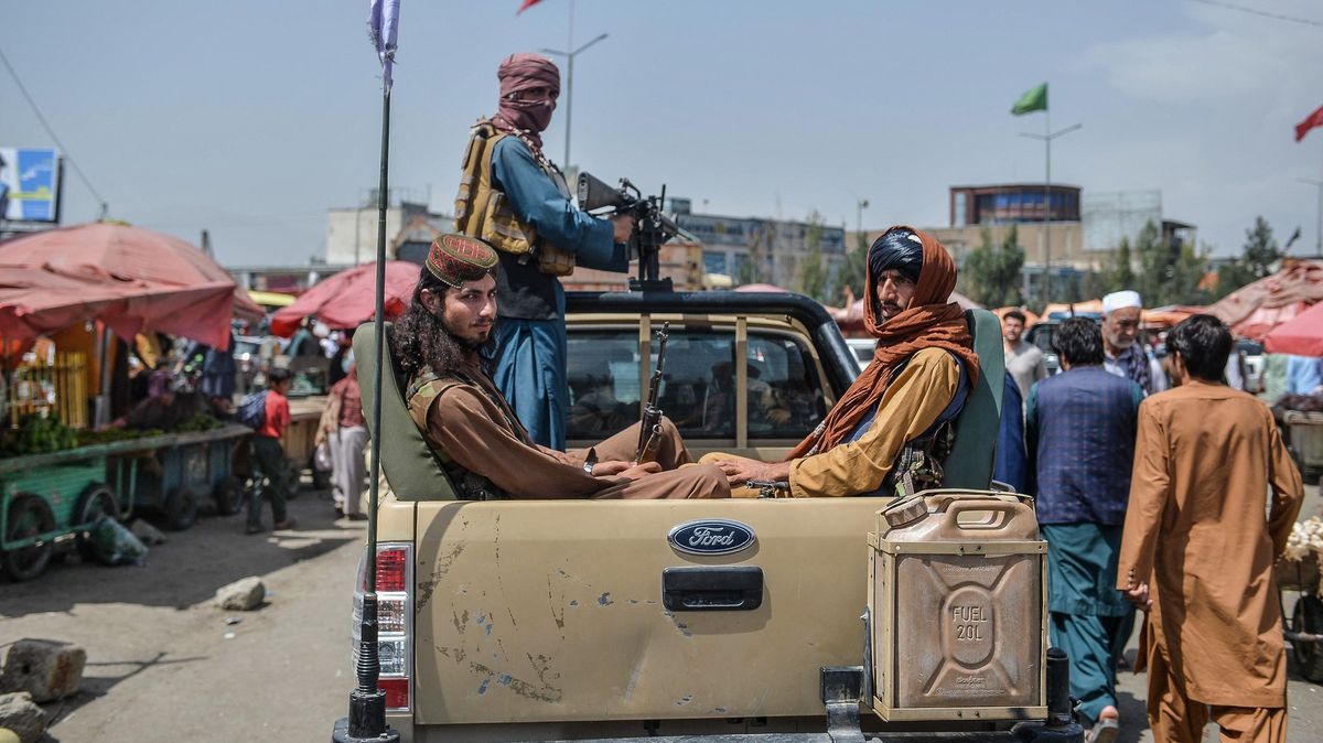 Tálibové hledali novináře. Když ho nenašli, zabili mu příbuzného